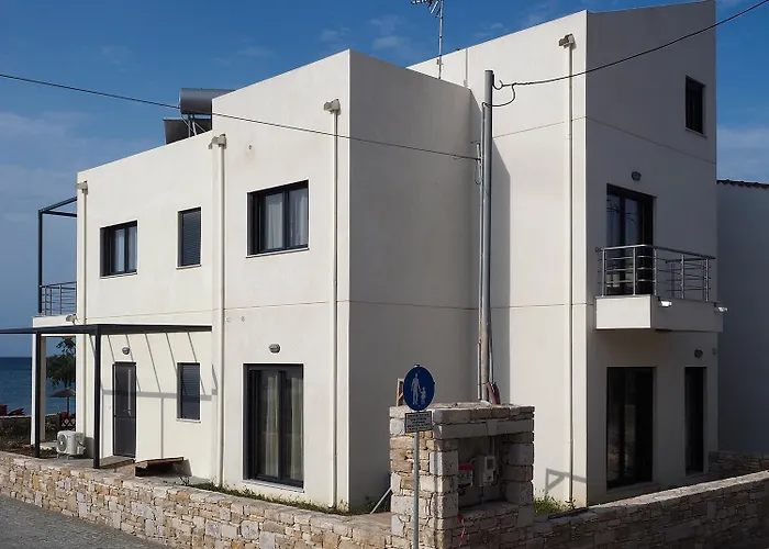 Melissinos Beachfront Apartments