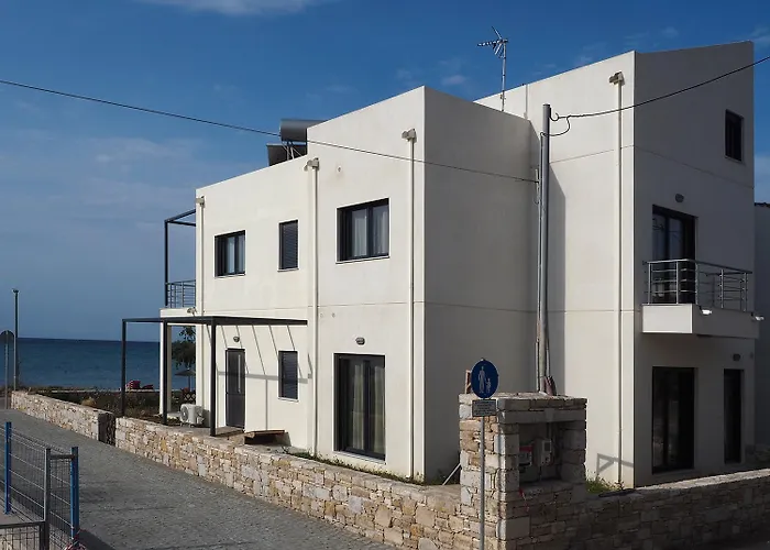 Melissinos Beachfront Apartments